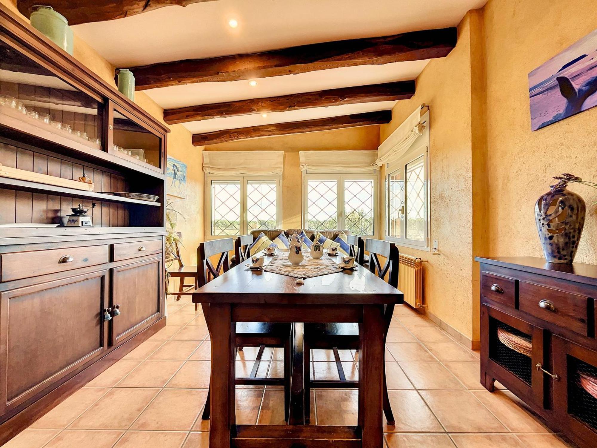 ל'אסטרטיט Casa Rural Hipica Mas Paguina מראה חיצוני תמונה