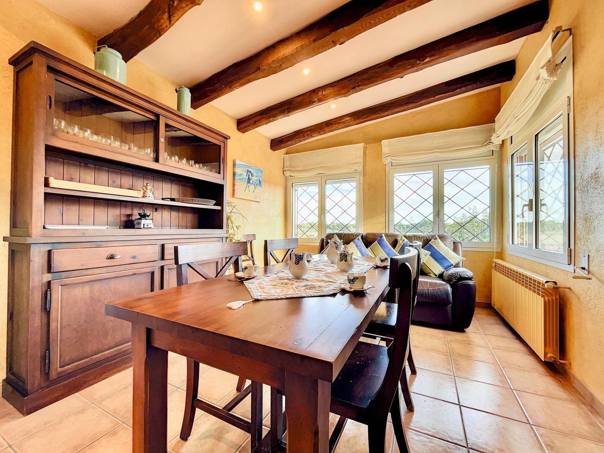 ל'אסטרטיט Casa Rural Hipica Mas Paguina מראה חיצוני תמונה